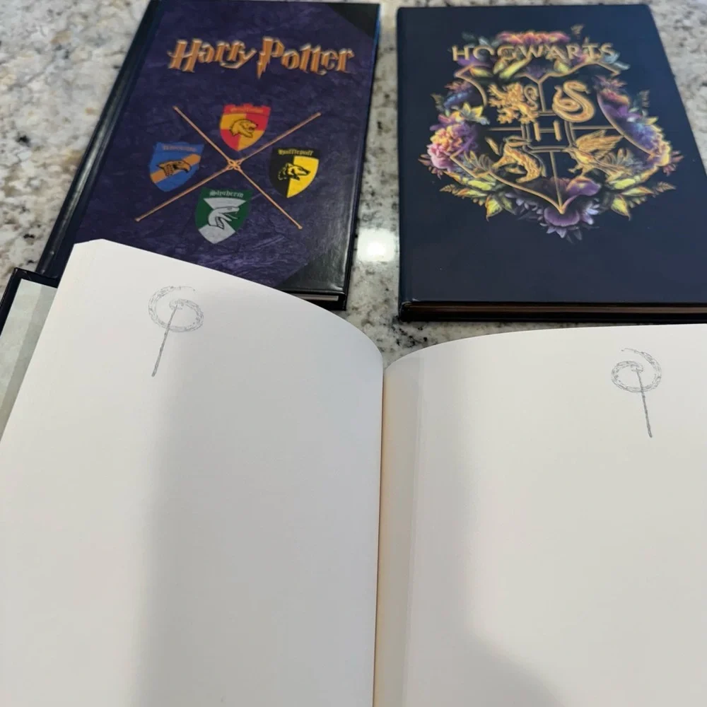 ✨ Harry Potter Notebook Bundle – 3 Notebooks (2 Lined, 1 Blank) ✨ - Picture 5 of 6